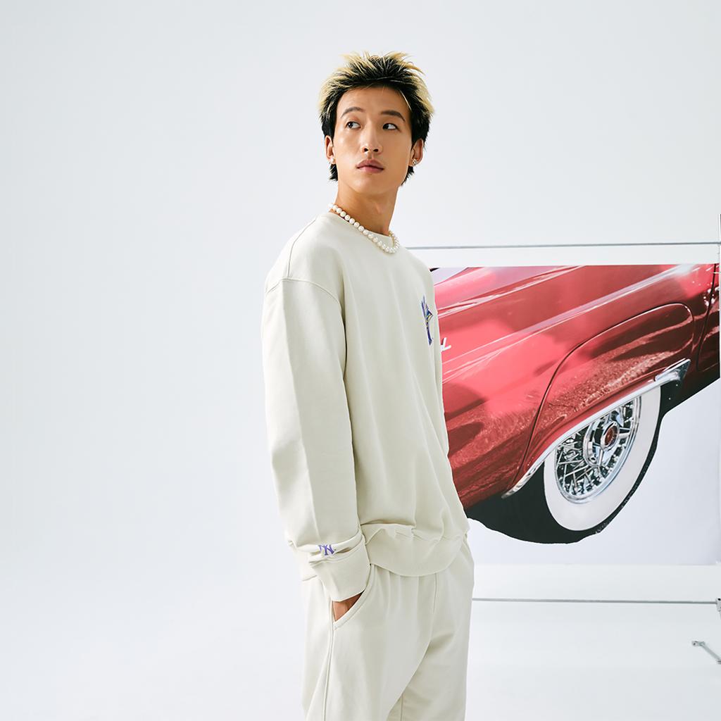 New MLB New York Yankees Basic Collection 24FW Crew Neck American Style Sweatshirt Unisex Cream 3AMTB1344-50CRD