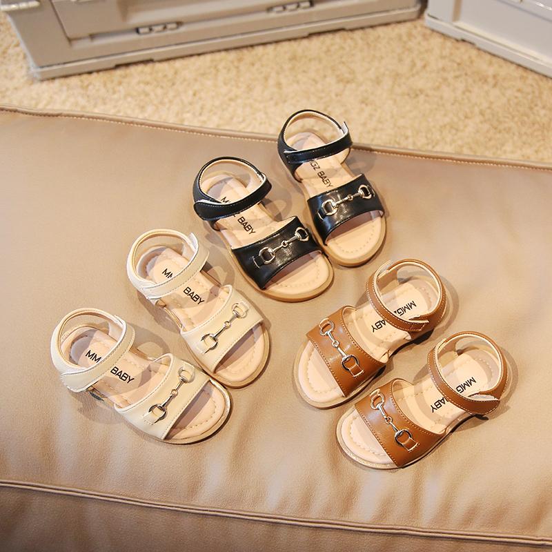 

Новые сандалии для девочек с металлической цепочкой, Morden, три цвета, 21–30 лет, летняя обувь для маленьких девочек, универсальные детские шлепанцы из искусственной кожи с открытым носком 21 бежевый