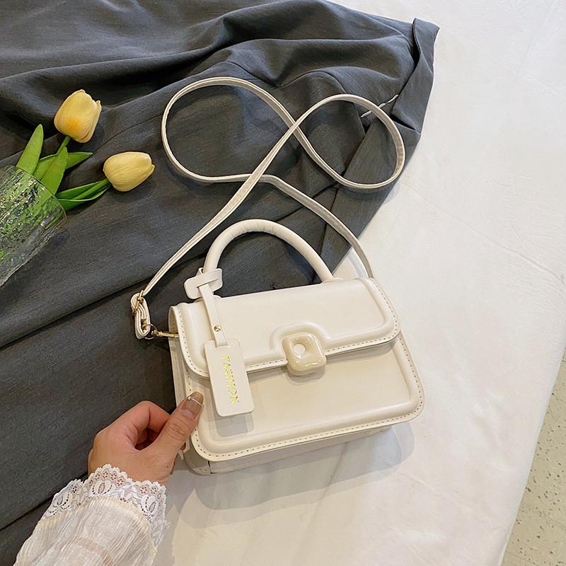 Chic Retro Small Crossbody Bag In Multiple Colors Ideal For Fashion Forward Women