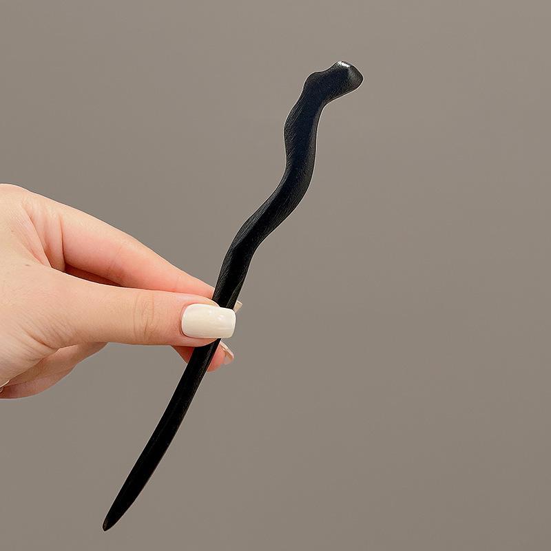 Exquisite Vintage-Inspired Tassel Hairpin for Women - Elegant Hanfu Cheongsam Style Headdress