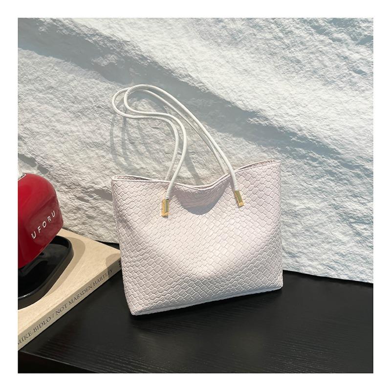 Grenzüberschreitende gewebte Handtasche mit großem Fassungsvermögen für Damen, 2025 neue Vintage- vielseitige Schultertasche mit Unterarmgriff und Tragetasche.