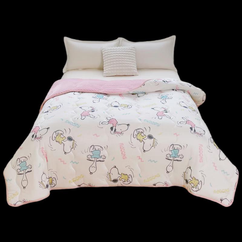 

Snoopy Kids Skin-friendly Bean Blanket Quilt