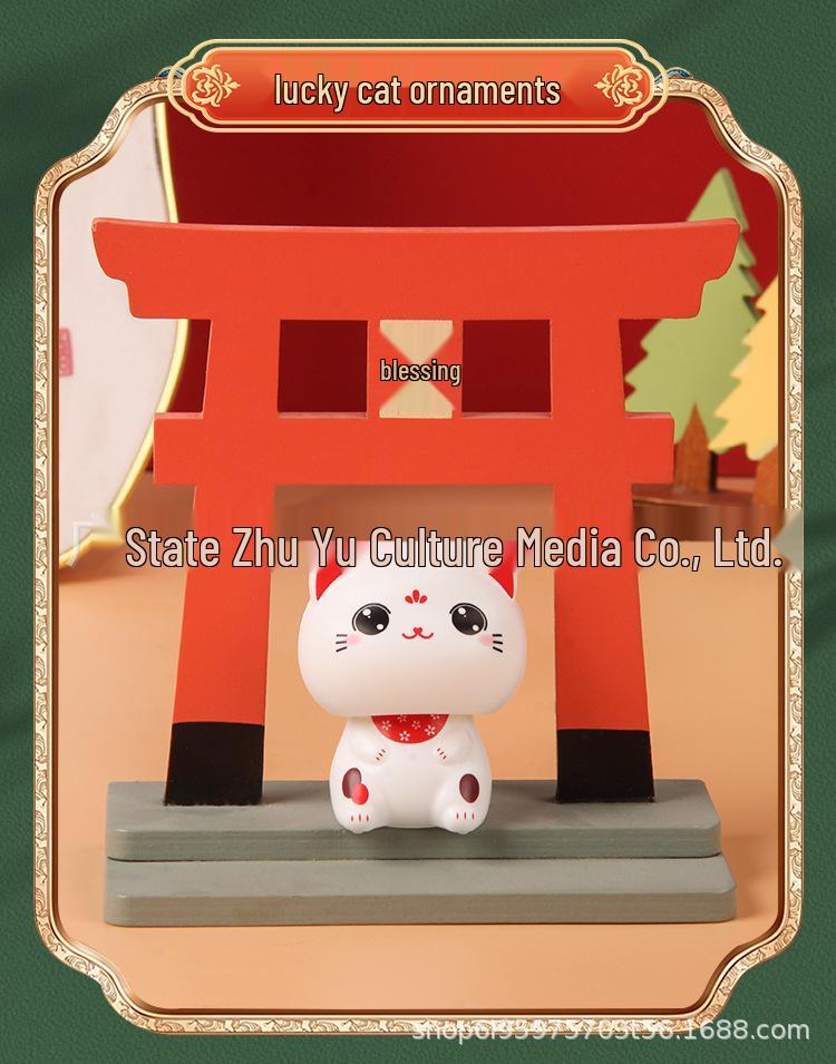 2-inch Solar-Powered Waving Lucky Cat Ornament for Desk or Car
