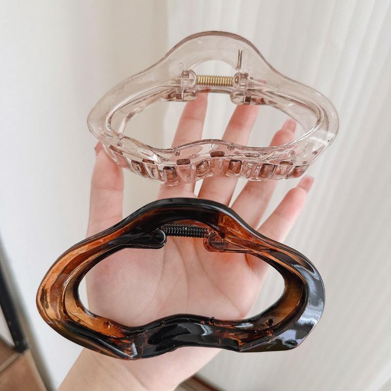 1Pc Leopard Print Textured Acrylic Clip,versatile for Daily Use,coffee Exploration,workplace,retro Lazy Wide Version Hair Clip