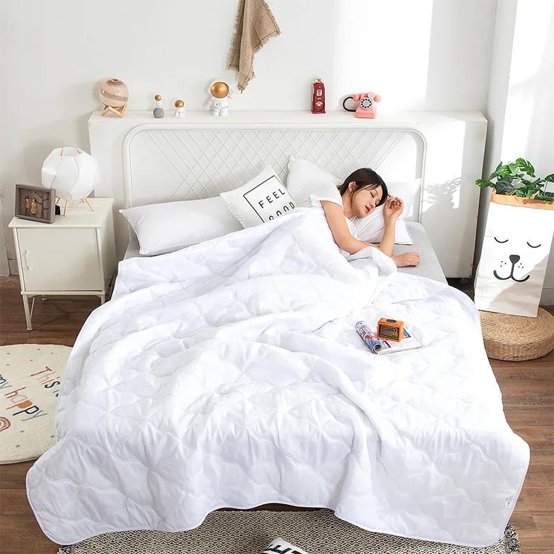 

Белое тонкое одеяло, однотонное, легкое, моющееся, плед для лета, сна и путешествий, дышащее, кондиционерное одеяло 150x200cm Only Quilt