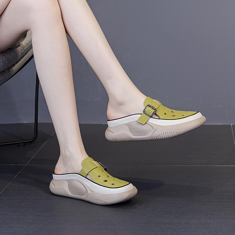 Flat Sandals for Women Button-up Soft-soled Flip-flops Casual and Versatile Mom Shoes