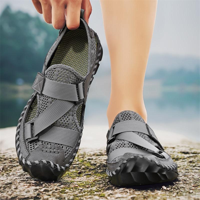 Herren Outdoor Wandersandalen Handgefertigt Sommer Römische Sandalen Retro Weit Geschlossene Zehen Grau Strand Wasserschuhe Übergröße