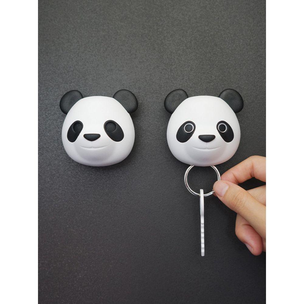 Qualy Design Panda Keychain