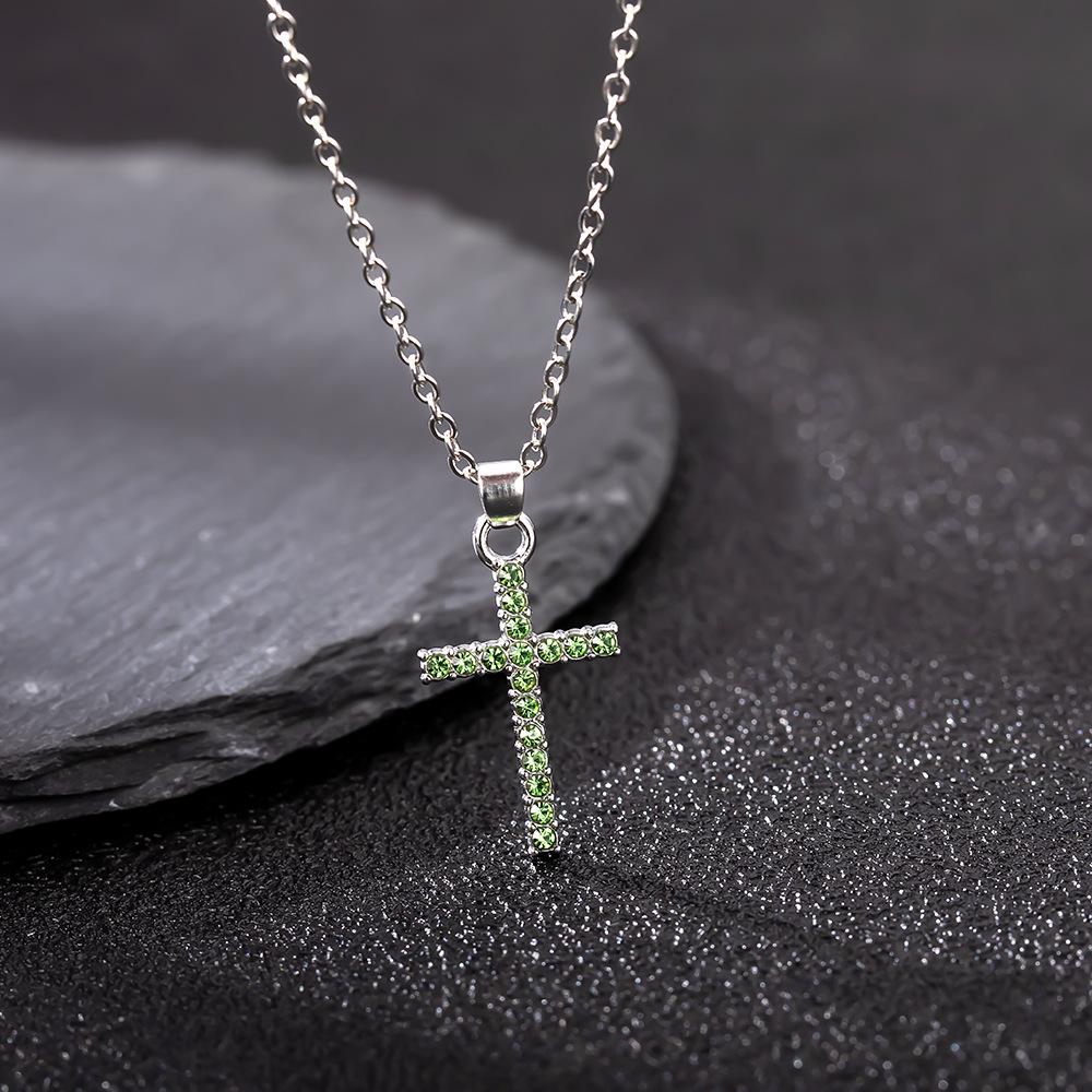 Versatile Cross Necklace Fashionable Personalized Diamond Necklace