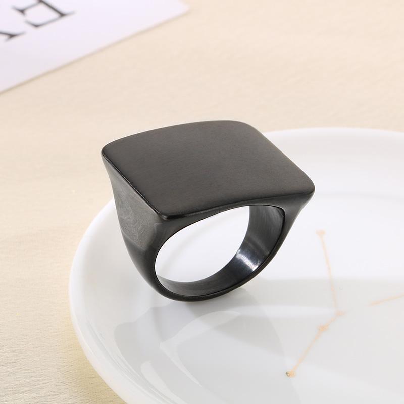 Kalen Stainless Steel Larger Square Ring for Women Men Brushed Polished Golden Finger Anillos Big Charm Accessory Trendy Jewelry