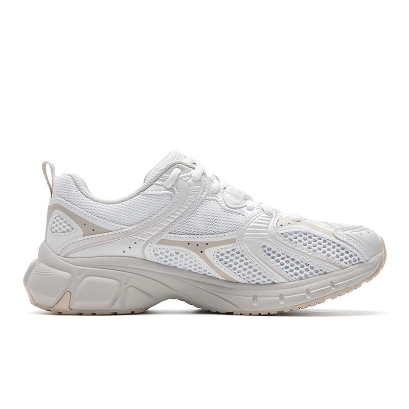 Fila MATTRUN Chunky Sneakers Women's Low Top Star White/Birch Brown F12W622136FSB