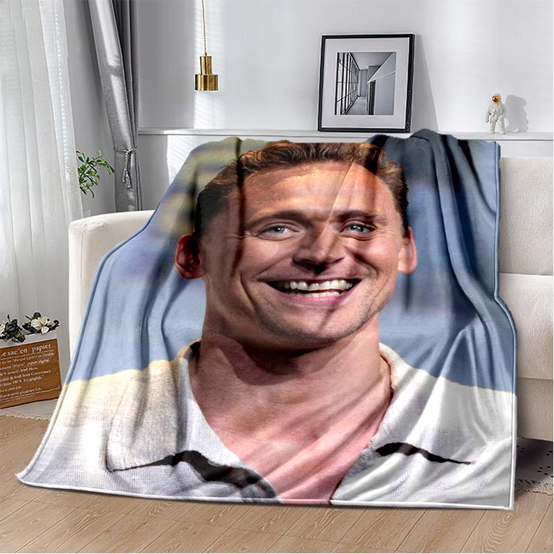 Tom Hiddleston Collage Plaid Actor Soft Plush Blanket,Flannel Blanket Throw Blanket for Living Room Bedroom Bed Sofa Picnic kids