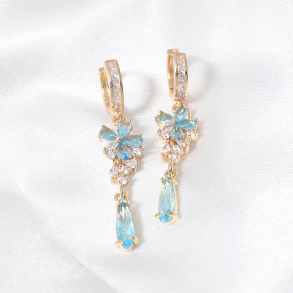 Luxury Flowers with Water Droplets Zirconia Dangle Earrings for Women Golden Earring Jewelry Party Accessories