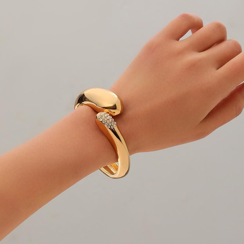 Bracelet INS Minimalist Irregular Wave Jewelry Metal Glossy Bracelet Ladies Jewelry