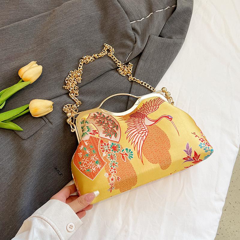 High-level Appearance Single-shoulder Bag Cheongsam Shell Bag Embroidery Texture Crossbody Bag
