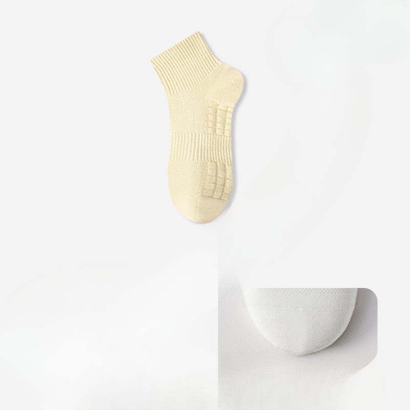 Women's Summer Thin Mesh Breathable Massage Bottom Sweat Absorbing Deodorizing Short Cotton Socks