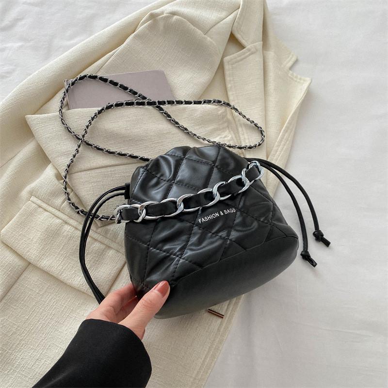 Fashionable Spring New Microfiber Bucket Bag With Stylish Quilted Design For Women