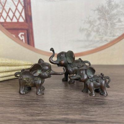 Vintage Copper Auspicious Elephant Ornaments Retro Brass Animal Figurines Desk Decoration Home Decor Accessories for Living Room