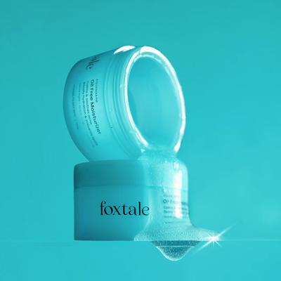 Idratante Oil-Free Foxtale con Estratto di Alghe Rosse, Estratto di Alghe Blu-Verdi, Acido Ialuronico, Niacinamide e Betaina, 100g