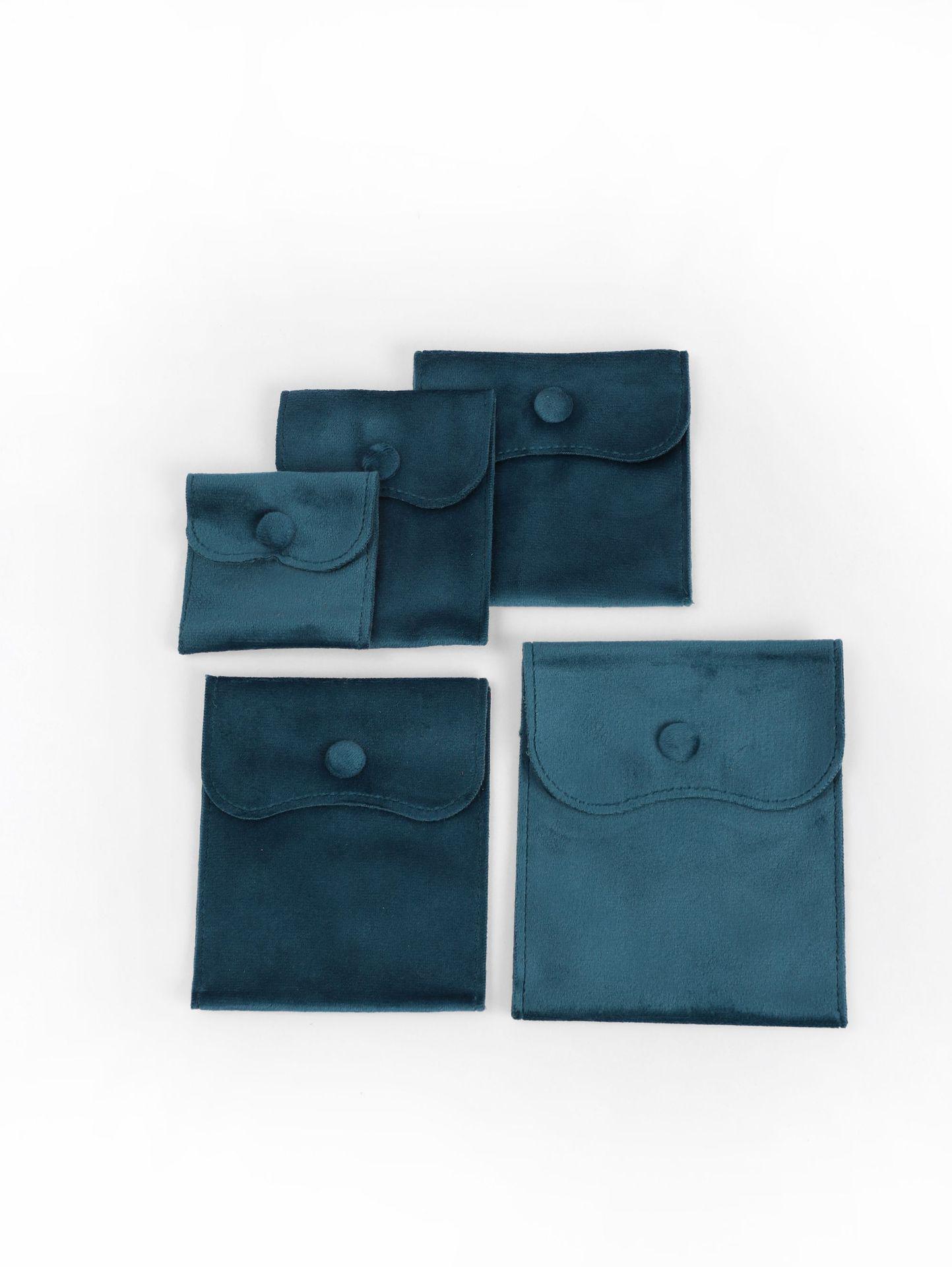 

Сумка для украшений Velvet Square на кнопках - портативная, антиокислительная сумка для хранения