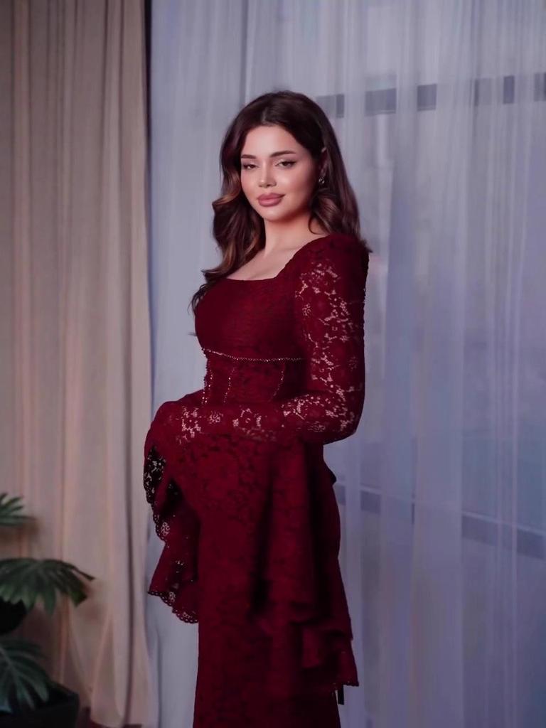 European Winter 2025 Retro Elegant Long Sleeve Dress for Women