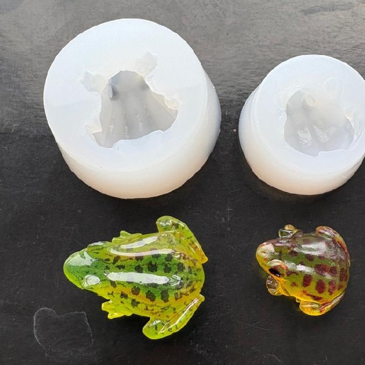 Detailed Jewelry Ornament Molds Frogs Shape Decorative Crafting Moulds Hand-Making Ornament Mould for Creating Resin Art