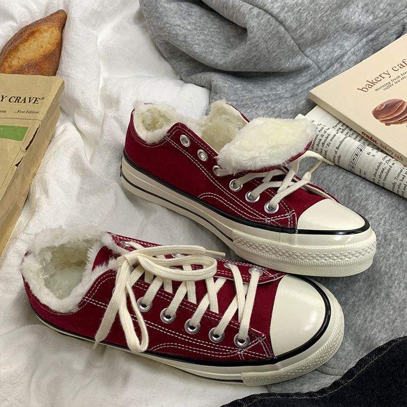 Low-top Cotton Shoes Women's Winter 2025 New Korean Version Versatile Student Velvet Canvas Shoes Women's Shoes Warm and Thicker