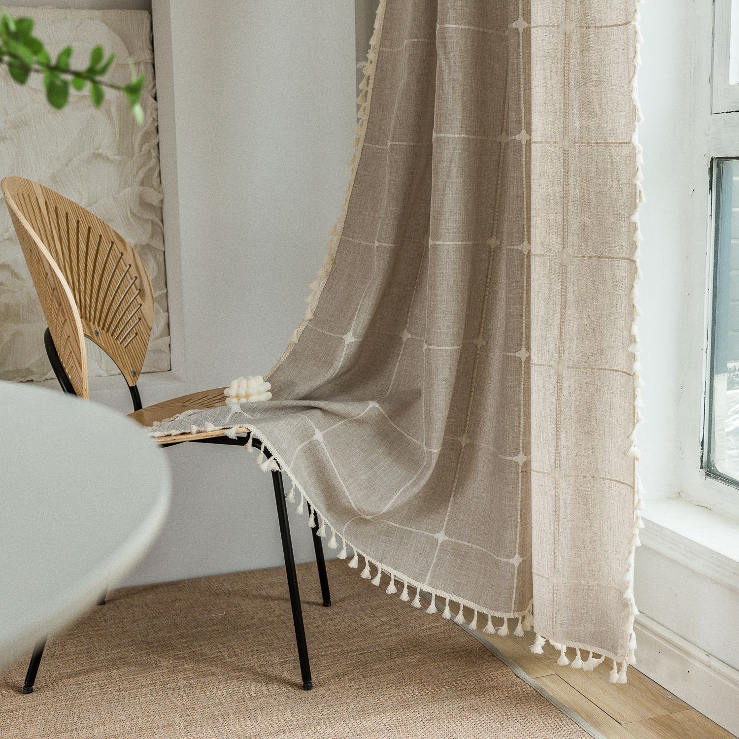 

Фермерский дом Хлопок и лен Серый клетчатый Бахрома Полузатемняющая кухонная занавеска Плавающая занавеска Готовое изделие width 132 * height 244cm