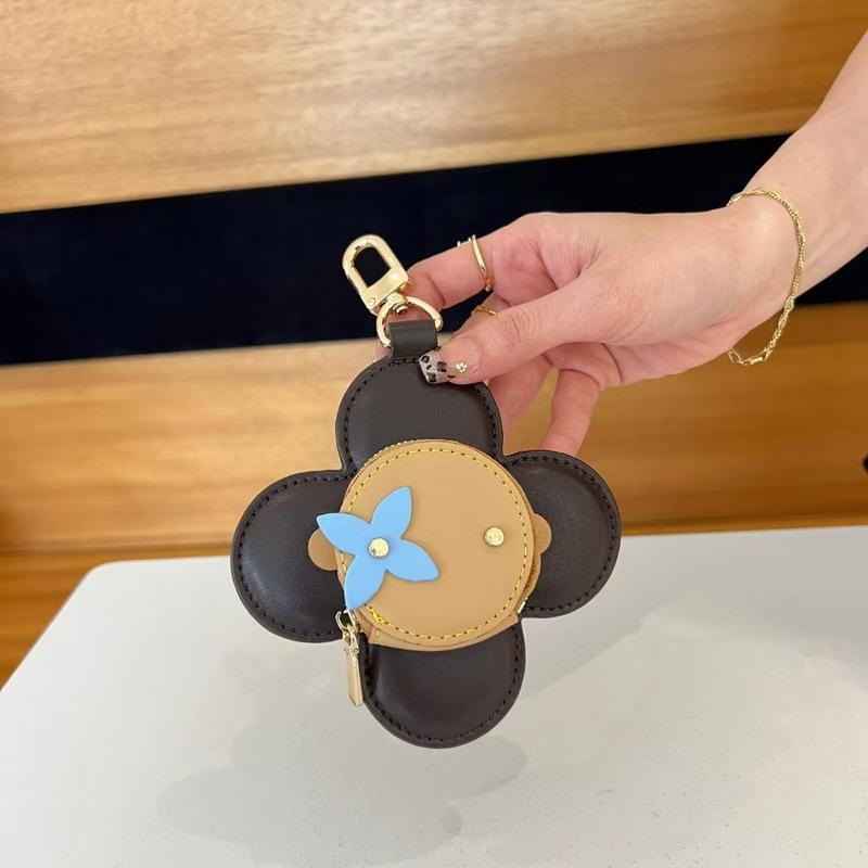 2025 New Leather Pendant Leather Mini Earphone Bag Sunflower Color Blocked Pendant Wallet Cross Border Batch