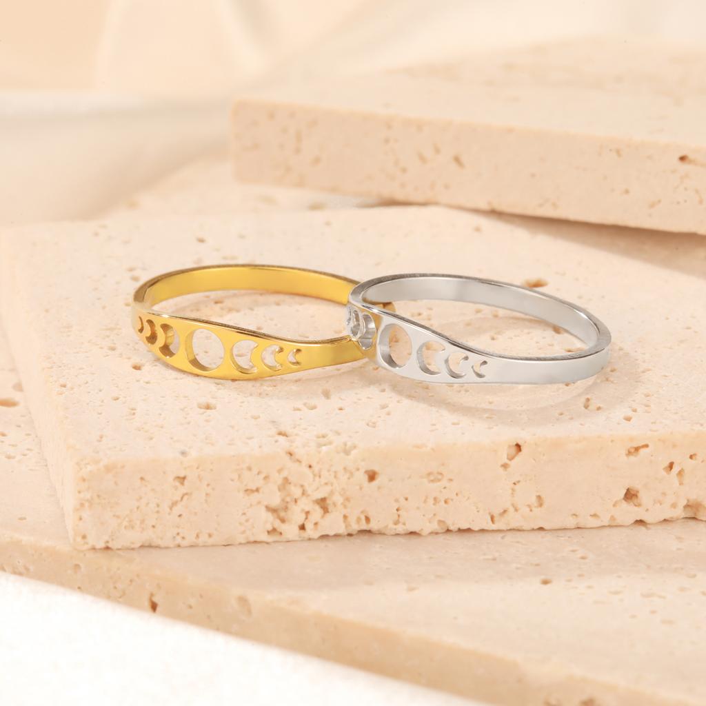 Anel de Fase da Lua de Skyrim Aço Inoxidável Lua Crescente Anéis Femininos 2025 Amuleto de Bruxa Joias Presente para Amante Amigos Atacado