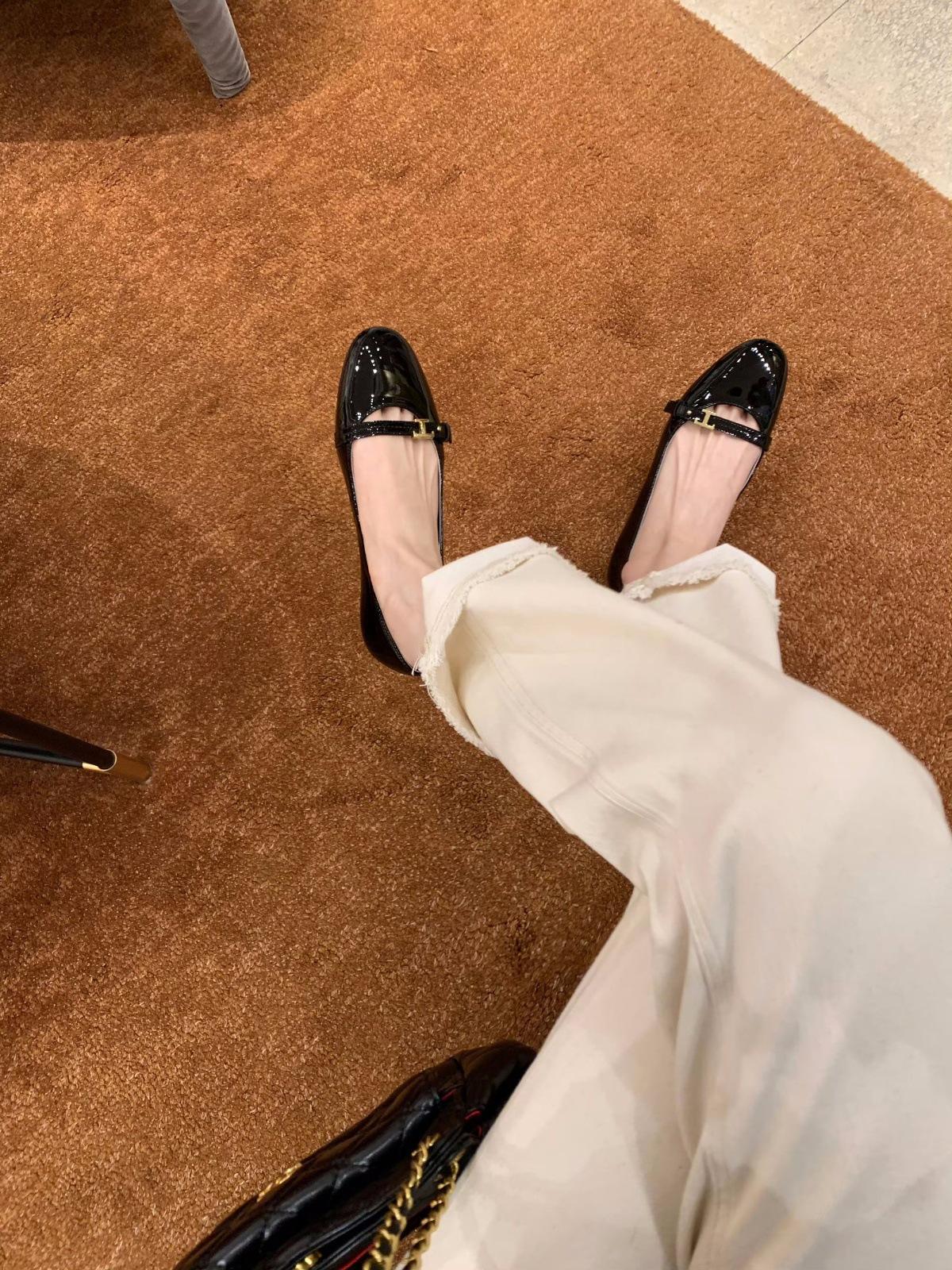 

Leather version~ Letter small gold buckle shoes soft sole Mary Jane shoes women s single shoes round head shallow mouth flat bottom evening ladyshoes 40