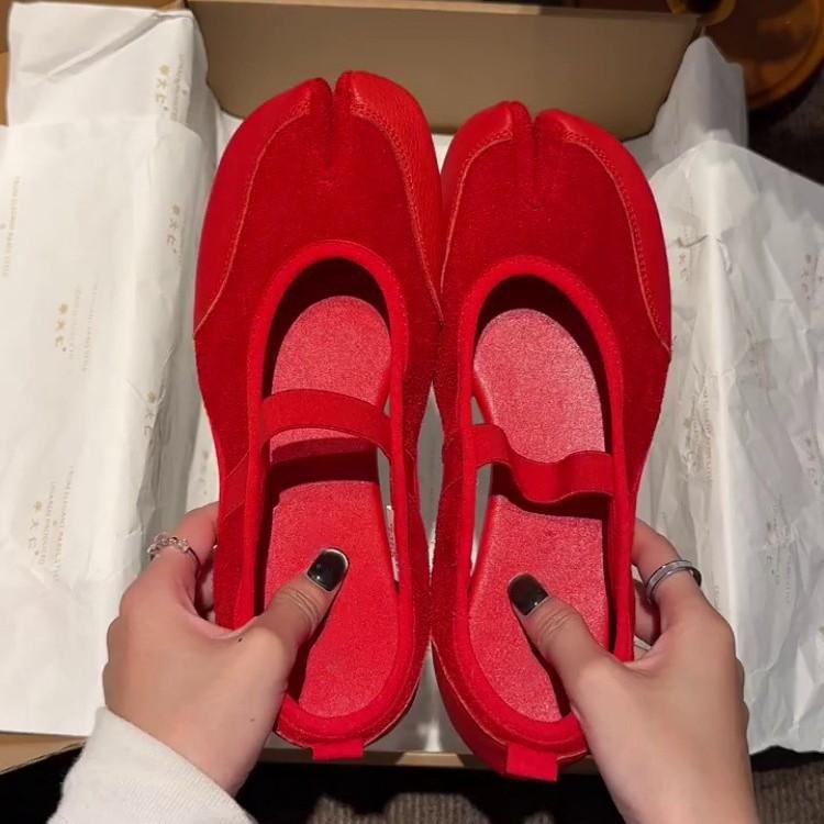 Sheepskin version~ Korean version of niche leather one-word with split-toe single shoes women's retro color matching suede breathable Mary Jane shoes