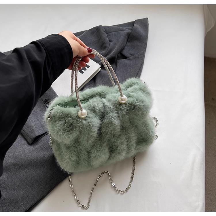 Futrzane torby jesienno-zimowe