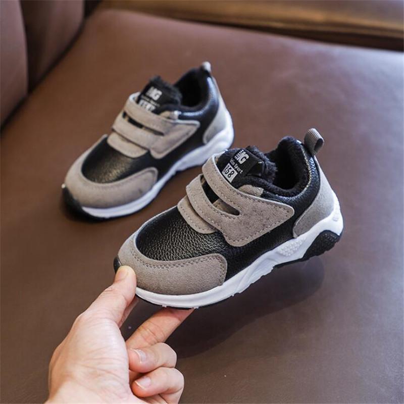 Kids Sports Shoes Spring Years Children Mesh Outdoor Sneakers Boys Girls Soft Sole Breathable Running Shoes