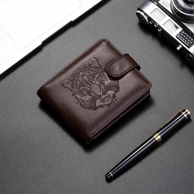 

Новий чоловічий гаманець короткий горизонтальний персоналізований креативний гаманець для монет багатокартковий баштовий застібка картковий гаманець чоловіча сумка темно-коричневого кольору