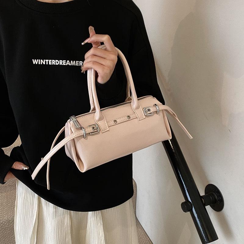 Premium commuter small bag women's new versatile messenger bag fashion portable pillow bag baguette bag