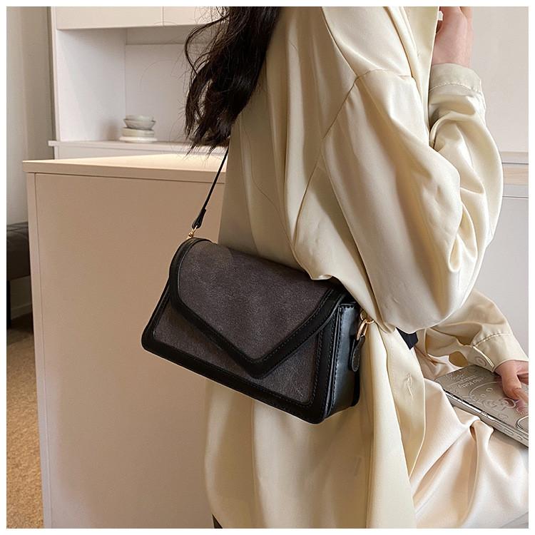 2024 New Vintage Square Crossbody Bag Simple Retro Shoulder Bag Women Fashion