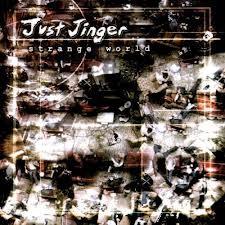 

CD JUST JINGER - Strange World CDCLL7041 Colossal Record 2000 South Afri Rock Used