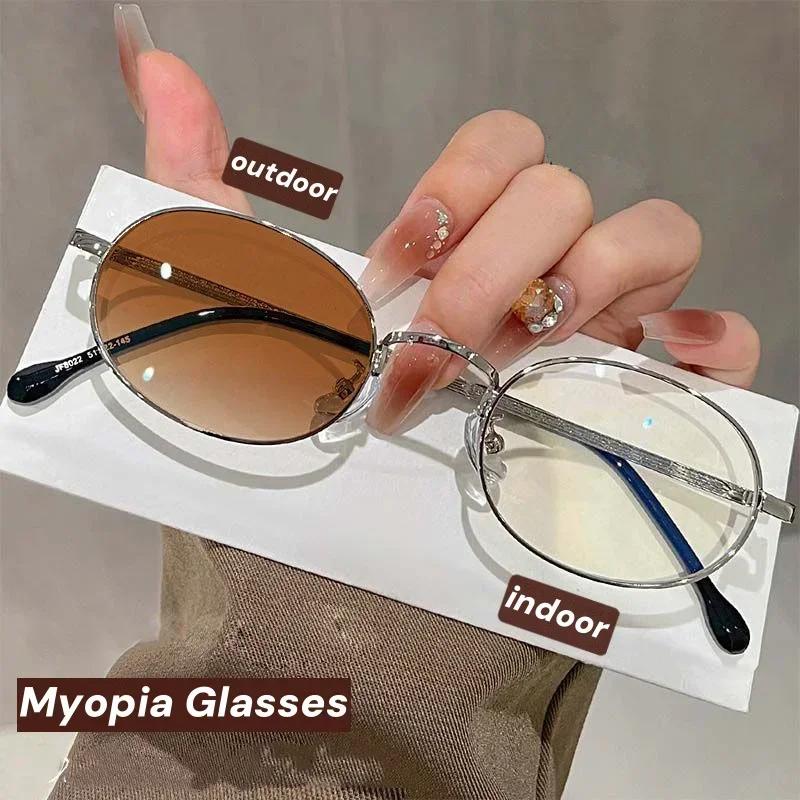 New Retro Oval Photochromic Women'S Myopia Glasses Ultra Light Neutral Luxurious Gray To Tea Lenses Anti Blue Light Glasses