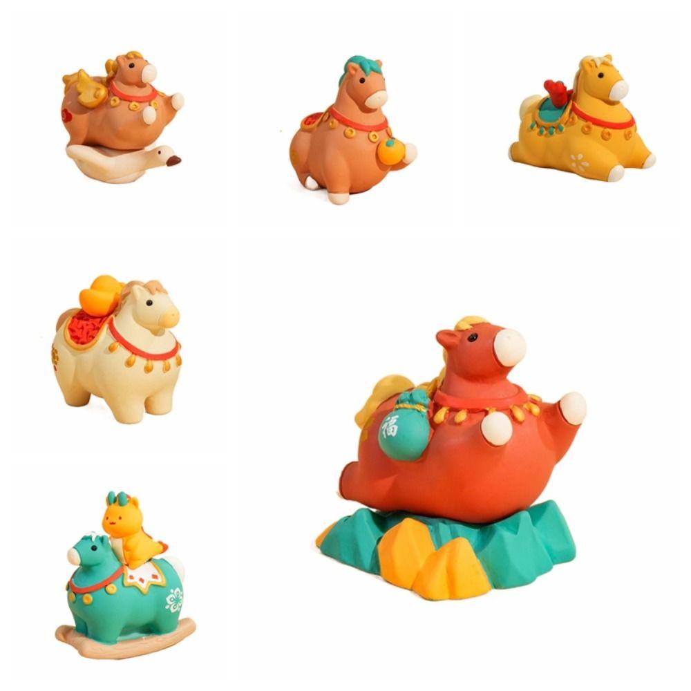 Kawaii Cute Pony Ornament Resin Horse Year Dolls Creative Cartoon Horse Statue Office Decor