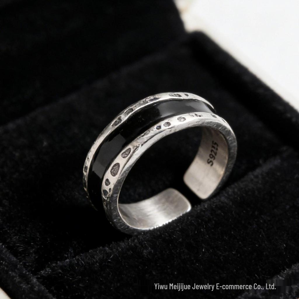 Miki Niche Adjustable Black Enamel Retro Minimalist Wide Band Ring