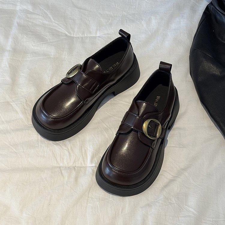 

Black one-pedal loafers women s 2025 spring new versatile thick-soled heightening single shoes British style soft-soled small leather shoes 40