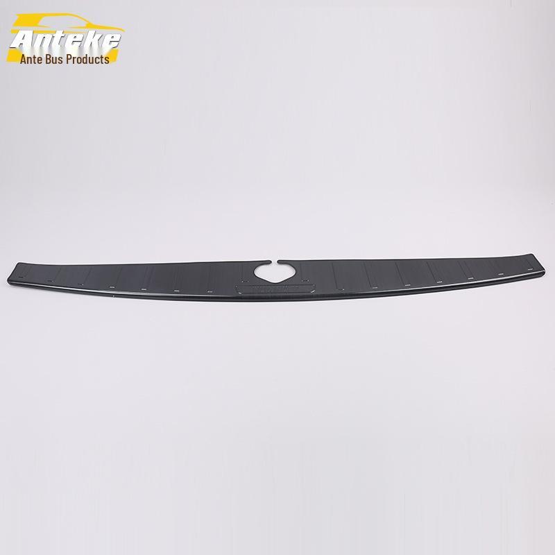 Compatible with 19 Hongguang V Models: Rear Guard Plate Patch for Anti-Scratch and Bump Protection On Trunk Tailgate Pedal.