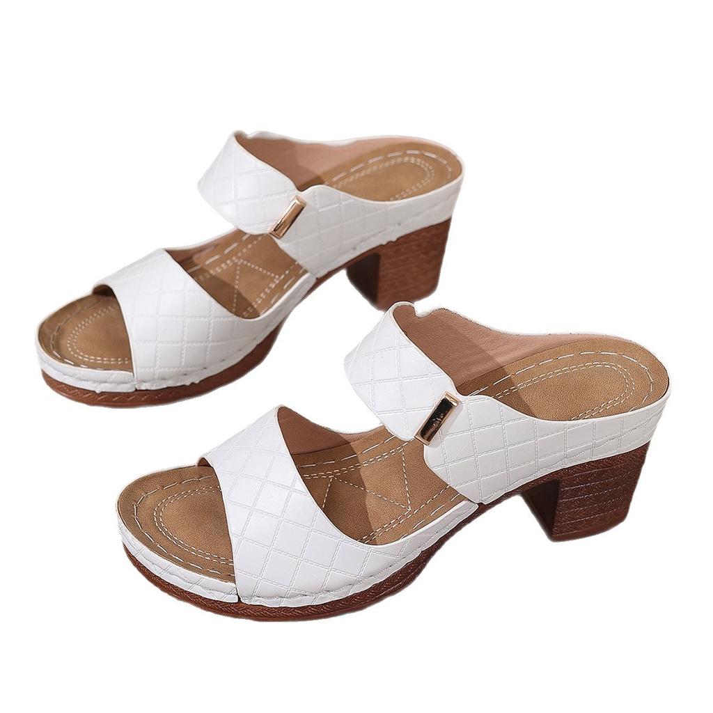 2025 Foreign Trade Summer New European and American Style One-word Solid Color Large Size Thick Heel Round Head Cool Slippers