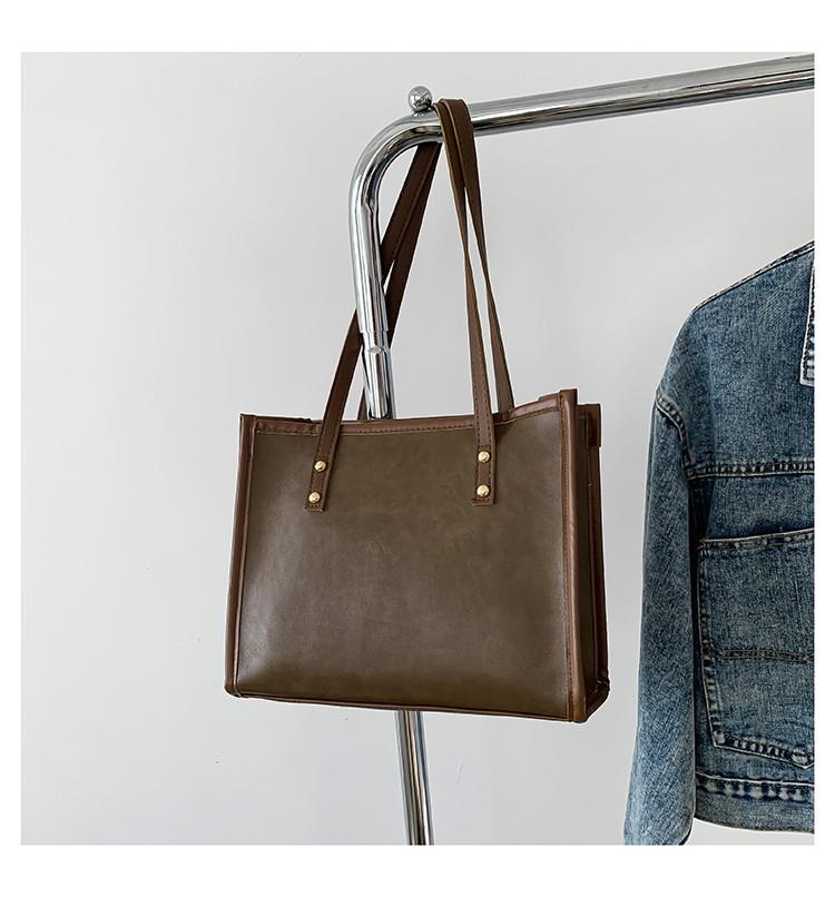 Large Capacity Black Tote Bag For Women Fashionable And Versatile Urban Style