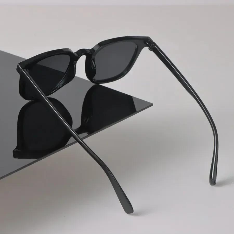 Sunglasses Women Fashion Men Square Design Sun Glasses Vintage Female Male Plastic Frame Stylish