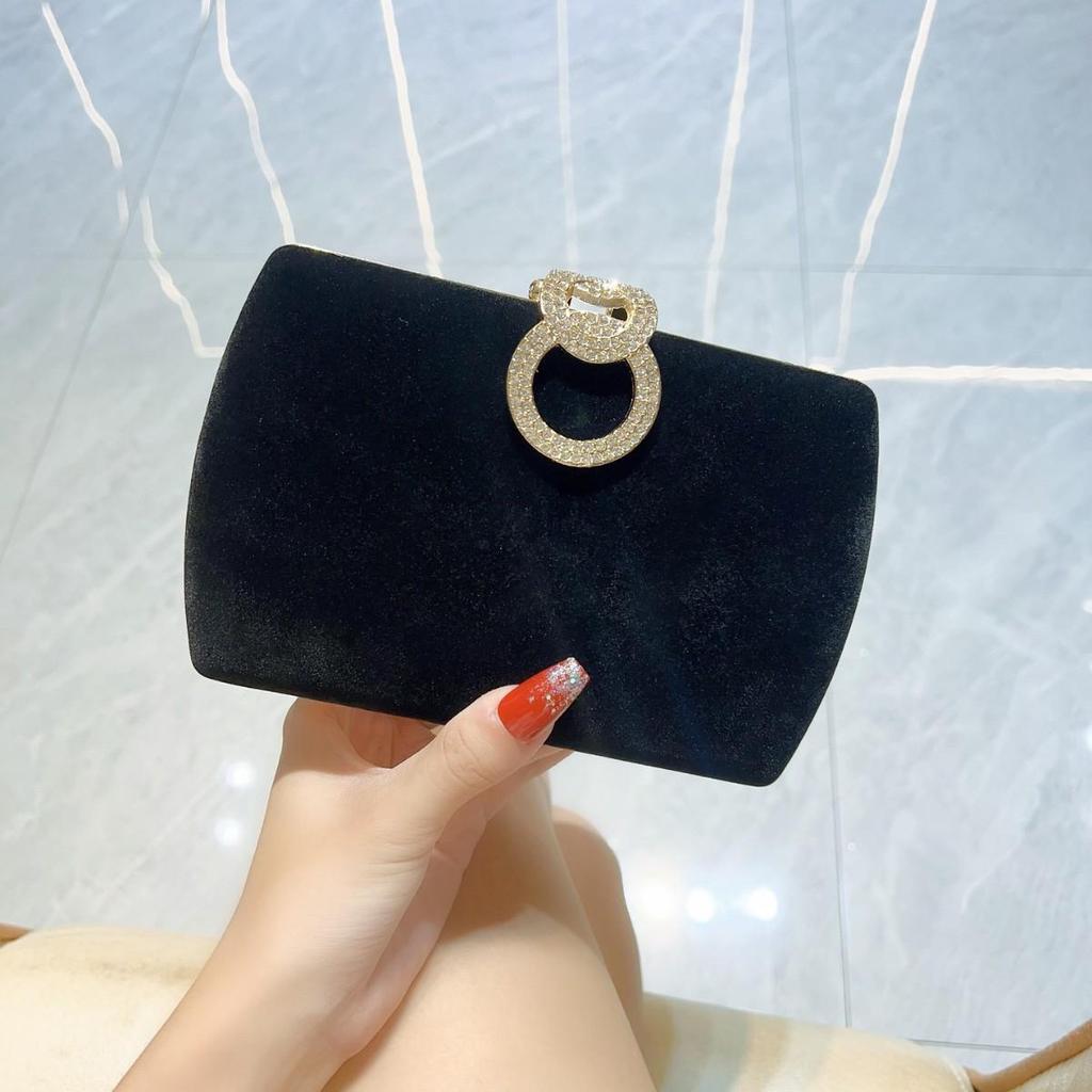 Rhinestone Buckle Velvet Evening Clutch with Chain - Perfect for Cheongsam