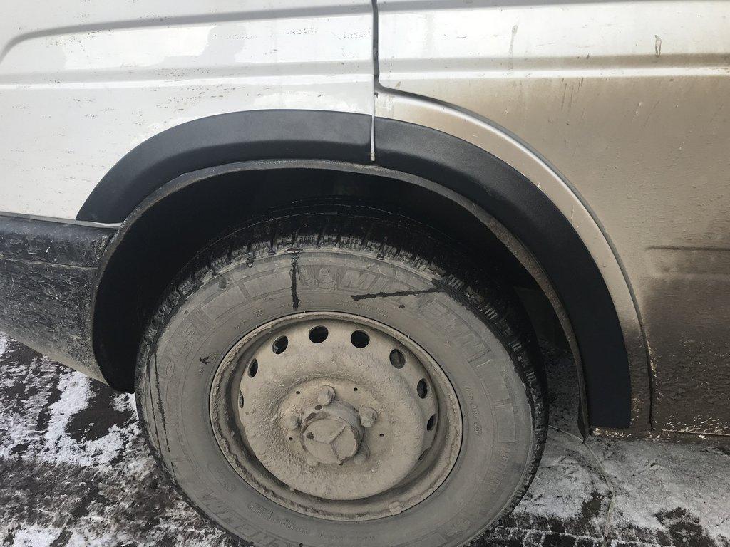 Căptușeli de arc (6 buc, negru) pentru Mercedes Sprinter W901/902/903/904/905 1995-2006