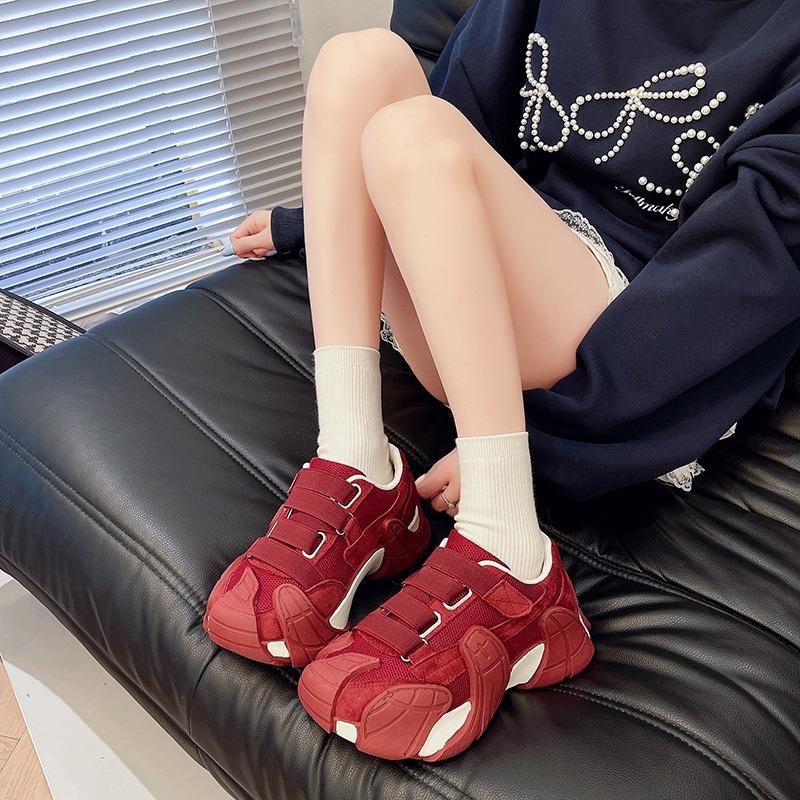 Velcro new platform shoes women's fashion versatile lightweight casual sports shoes show feet small running shoes