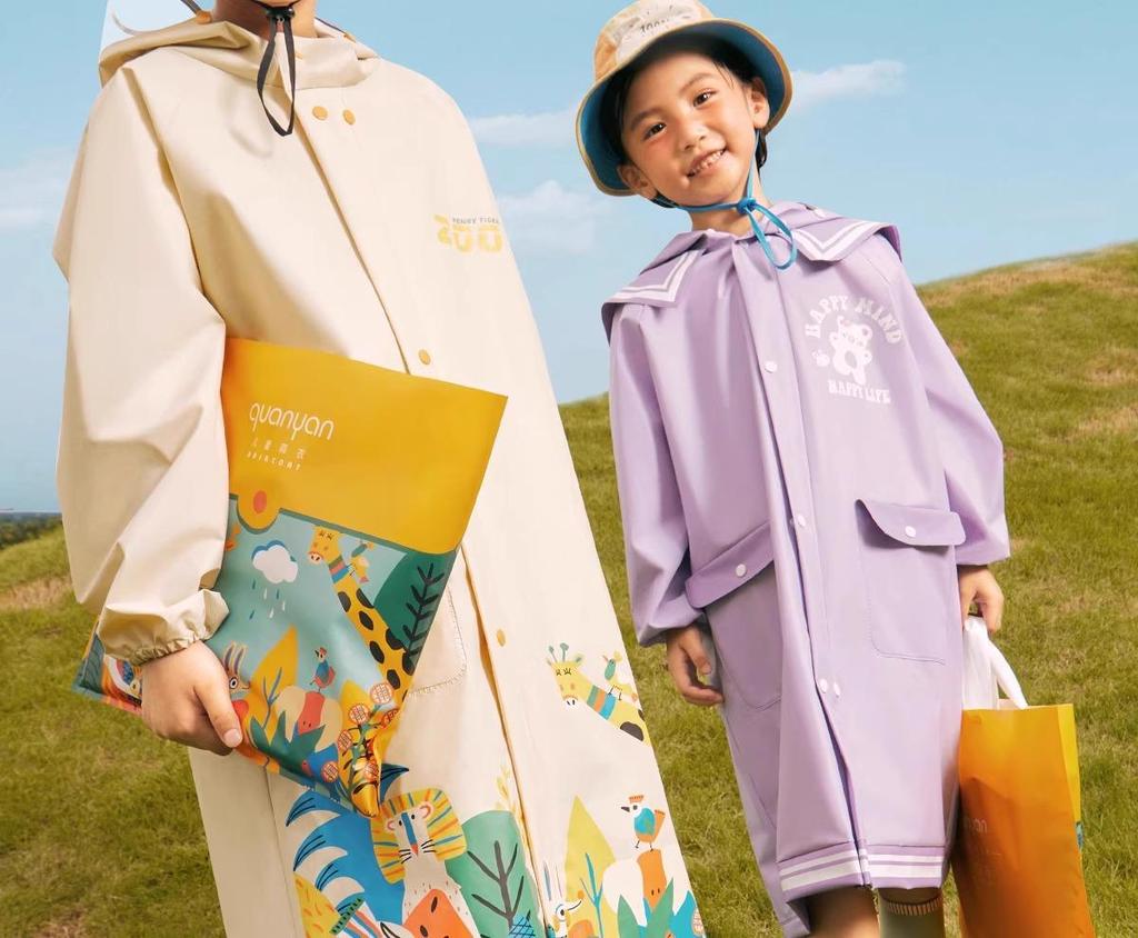 Size L Kids' Rainproof Poncho for 8-Year-Olds - One-Piece Raincoat with Backpack Space for School